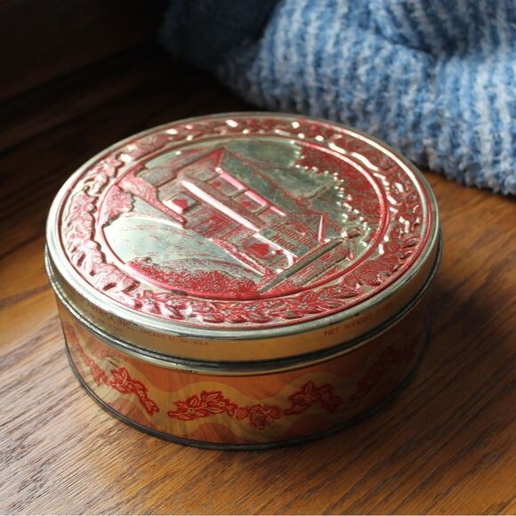 Vintage 1960s **Embossed Collectible Tin** - Picture 2 of 6
